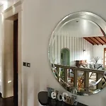 Sara *