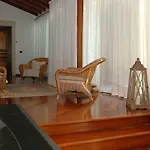 Sara Villa Ispica
