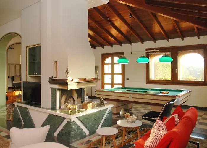 Sara Villa Ispica